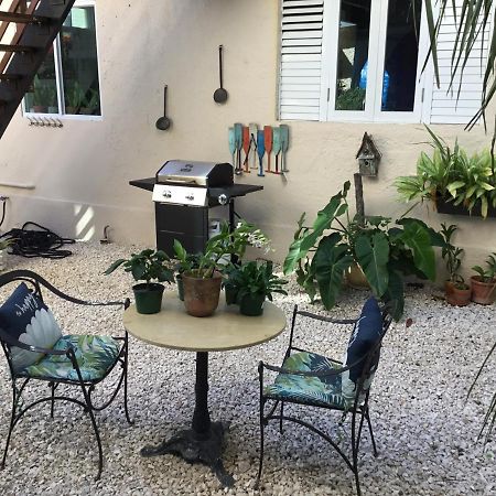 One Bedroom Apt 30 Steps From Prime Beach Generator Parking Included San Juan Exteriör bild